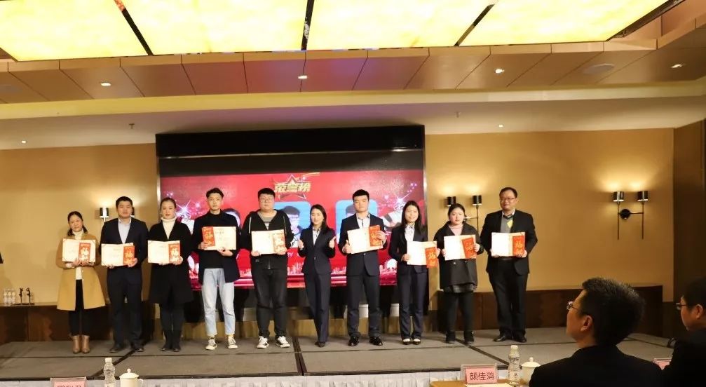 乐动app最新版下载-乐动(中国)篇|凝心聚力谱新篇,砥砺奋进铸辉煌!